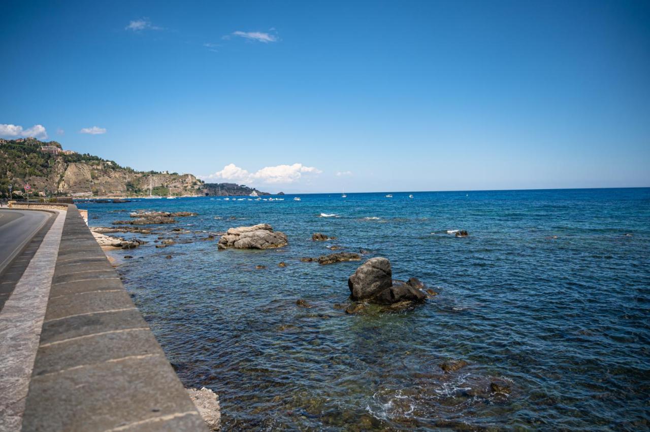 贾迪尼-纳克索斯La Casetta Azzurra Naxos别墅 外观 照片
